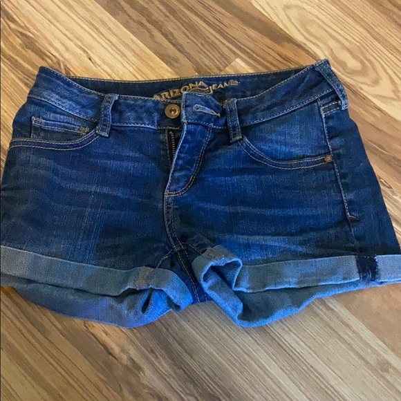 Shorts - Picture 1 of 3